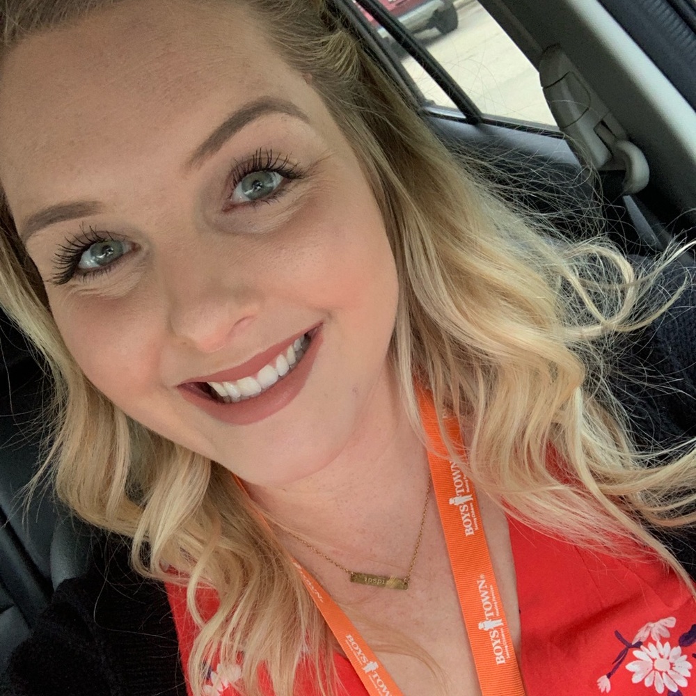 Meet your Posher, Stephanie